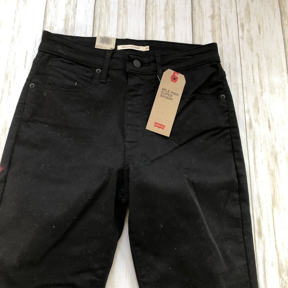 Levi’s NWT 721 black high waisted jeans - Picture 2 of 6